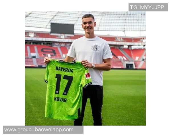 埃因霍温正式买断勒沃库森门将科瓦尔签约四年半开启新篇章