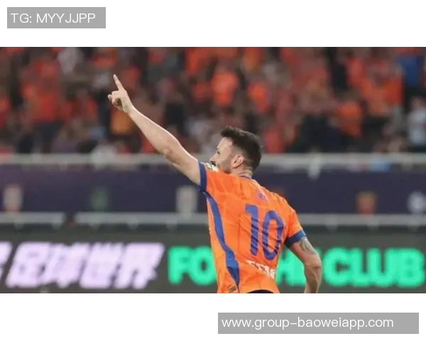 瓦科双响再创佳绩赛季27球追平法比奥展现超强实力