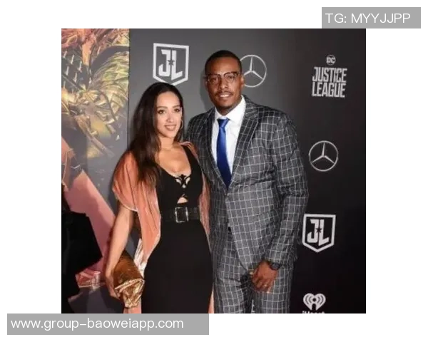 女主持调侃按摩浴缸情趣皮尔斯幽默回应家中无此奢侈品