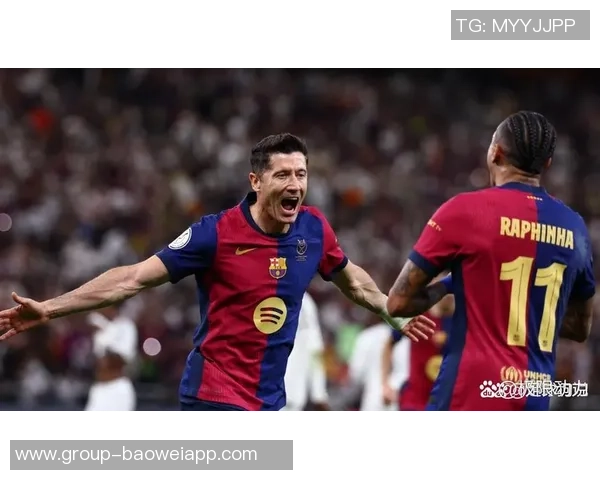 莱万坦言加盟巴萨无怨无悔或成职业生涯最佳选择