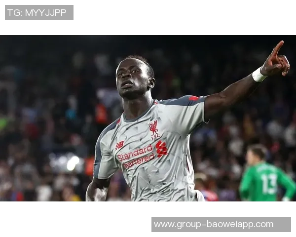 马内回忆母亲反对足球生涯的艰辛与勇气16岁时借钱逃离村庄追梦